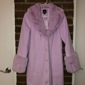 Faux fur collar coat with cuff sleeves